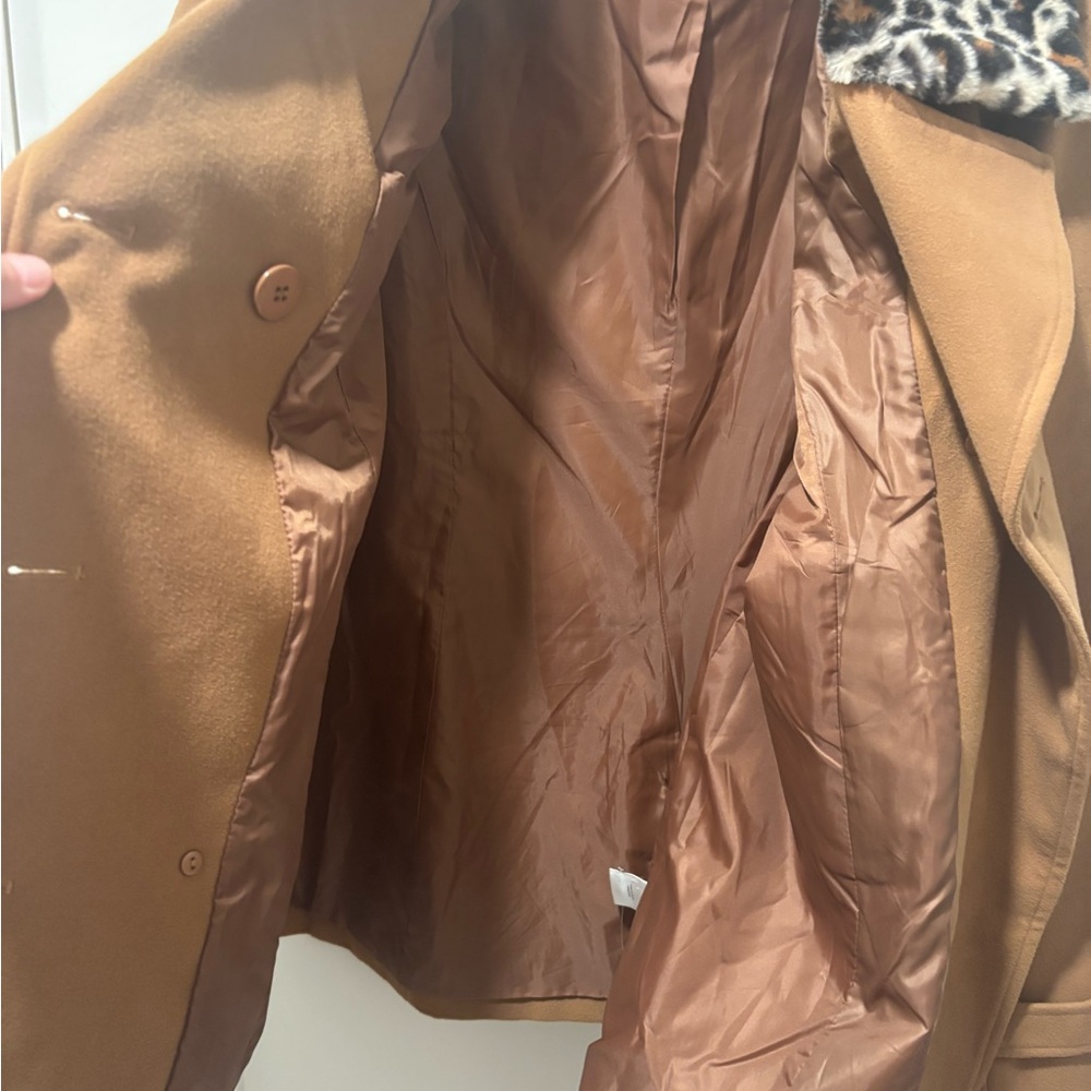 NWOT: Venus beige double breasted coat with leopard print trim, X Large - Picture 7 of 9